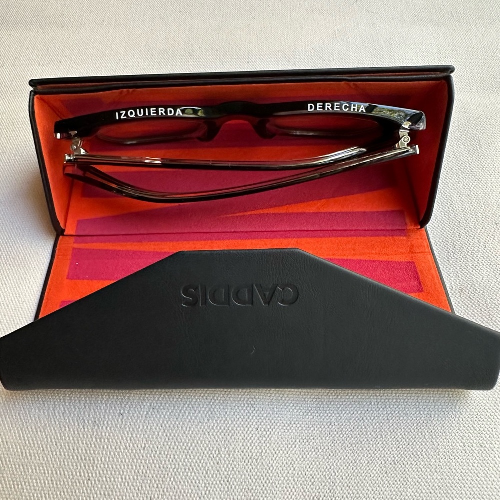 Caddis progression reading glasses